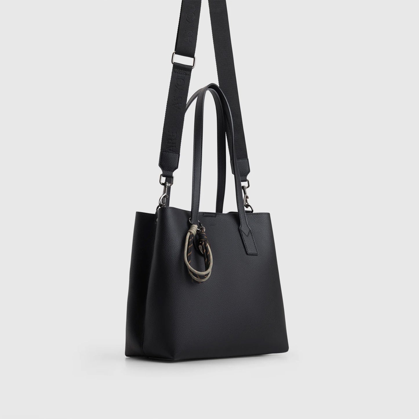 Sovelle Tote