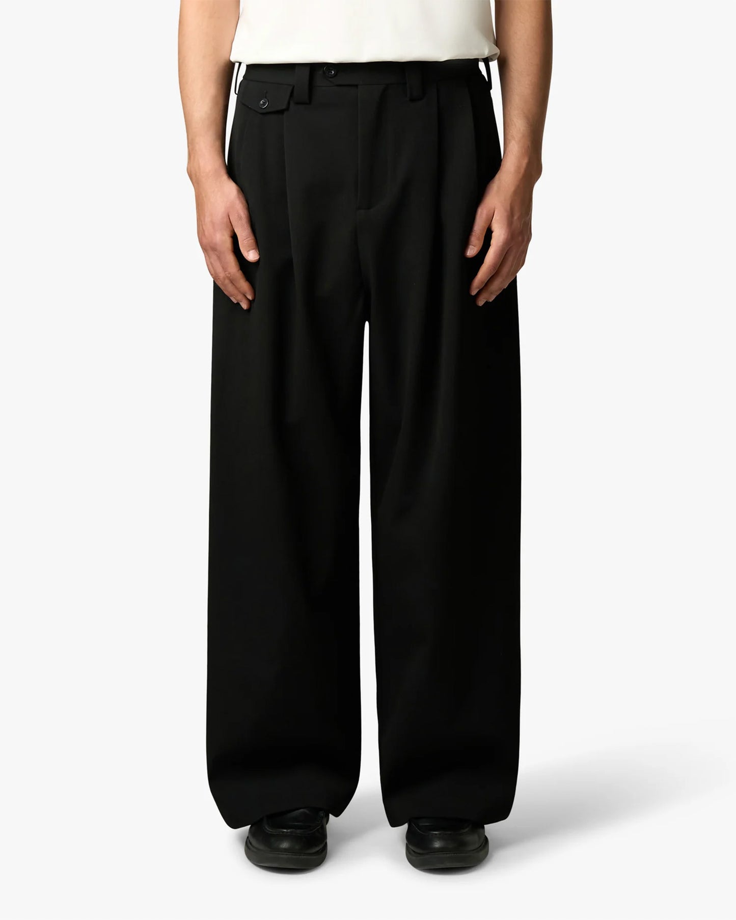 Torren Pleated Loose-Fit Pants