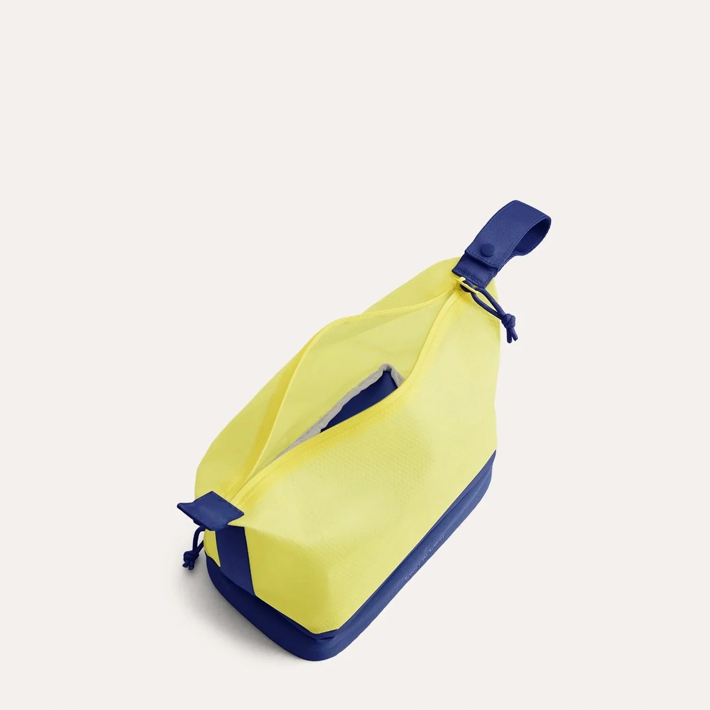Cove Toiletry Bag