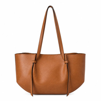 Amelle Tote in Cognac