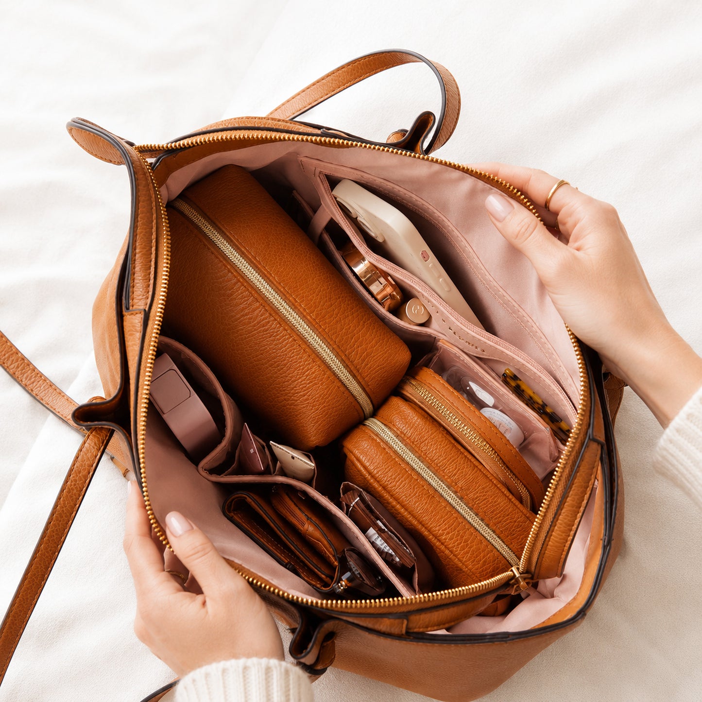 Amelle Tote in Cognac