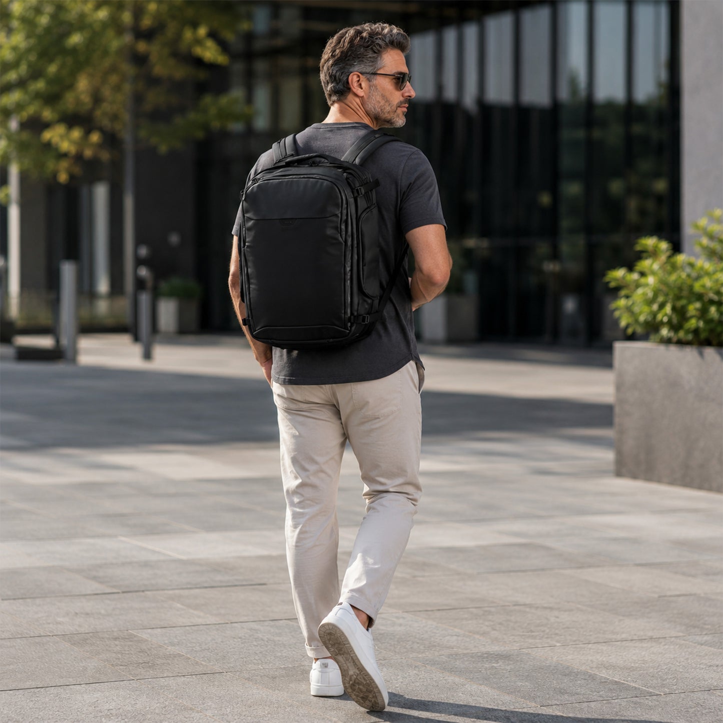 Valt Travel Backpack