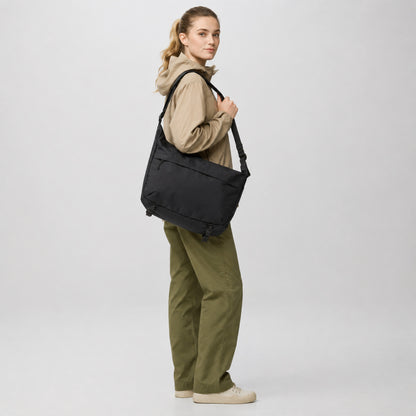 Vessna Crossbody